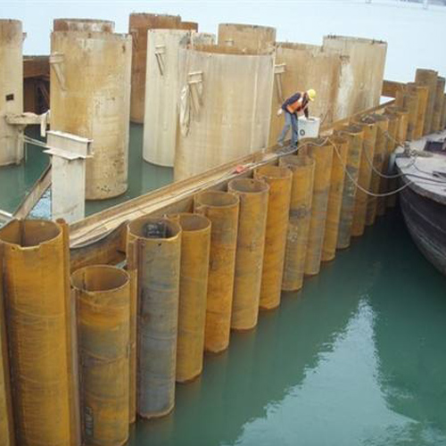 遂宁钢护筒现场安装